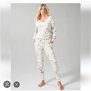 BRAND NEW SOMA Taken for Granite Gray Velour Lounge Set